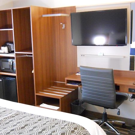 Microtel Inn & Suites Sault Ste. Marie Zewnętrze zdjęcie