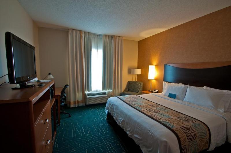 Microtel Inn & Suites Sault Ste. Marie Zewnętrze zdjęcie